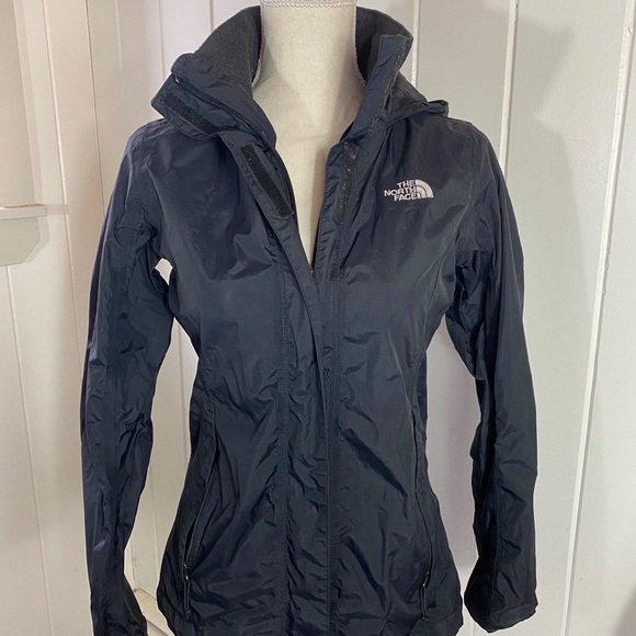 Women’s The North Face Black Rain Jacket Size XS - Picture 1 of 5